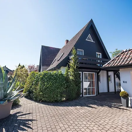 Ferienwohnungen Hofmann Zingst Exterior photo